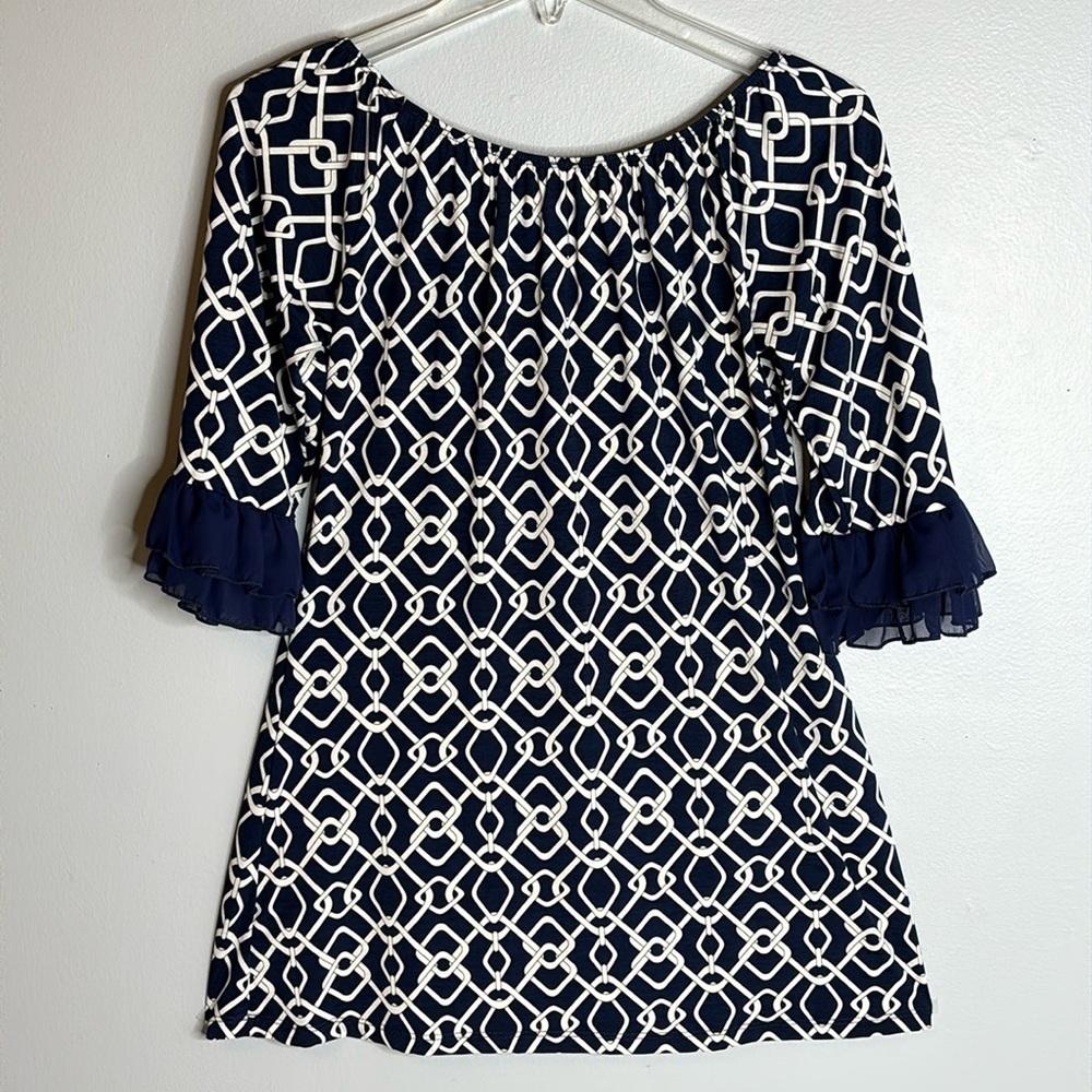 SOUTHERN FRIED CHICS BLOUSE - Picture 4 of 4